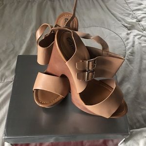 Women Open Toe Thick Heel Sandals with Strap